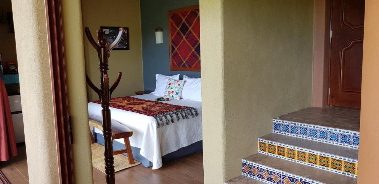Casa Arcoiris Zihuatanejo B&B Exterior foto